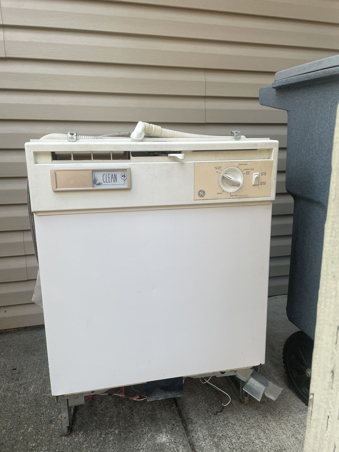 Free Ge Dishwasher In Working Condition Bonney Lake Free