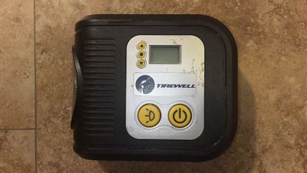 Tirewell 12V Digital Tire Inflator & Air Compressor with LED Light