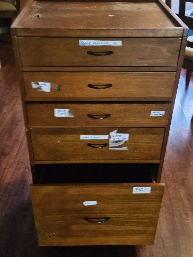 5 Drawer Wood Stand Free