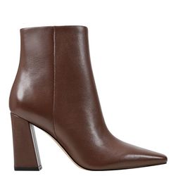 MARC FISHER YANARA BOOTS Size: 7