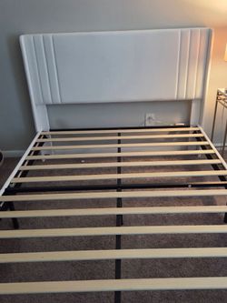 Queen Size Bedframe