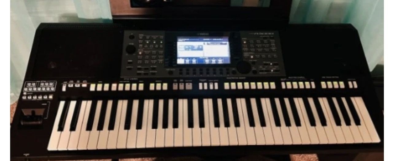 Yamaha PSR A3000 Oriental Arabic Keyboard
