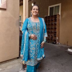 Brand New Indian Pant Suit. Size 42. 