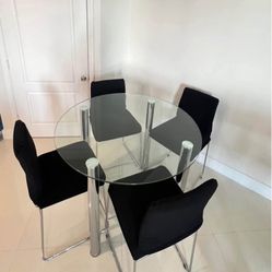 5 pieces Round Dining Table Set, Tempered Glass Kitchen Dining Table, And 4 Pieces Artificial Leather Chairs, Modern Dining Table Set  Mesa de vidrio 