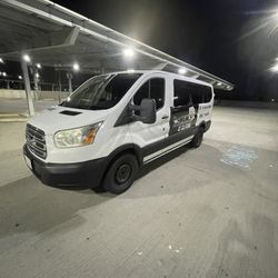 2017 Ford Transit-150