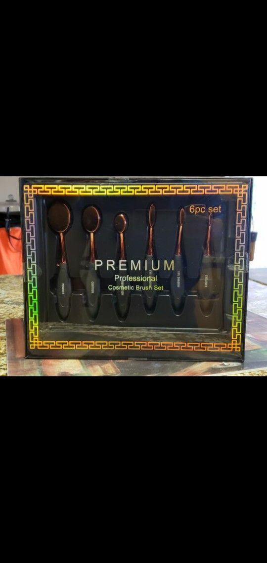 6pc Set Premium Professional Cosmetic Brush Set