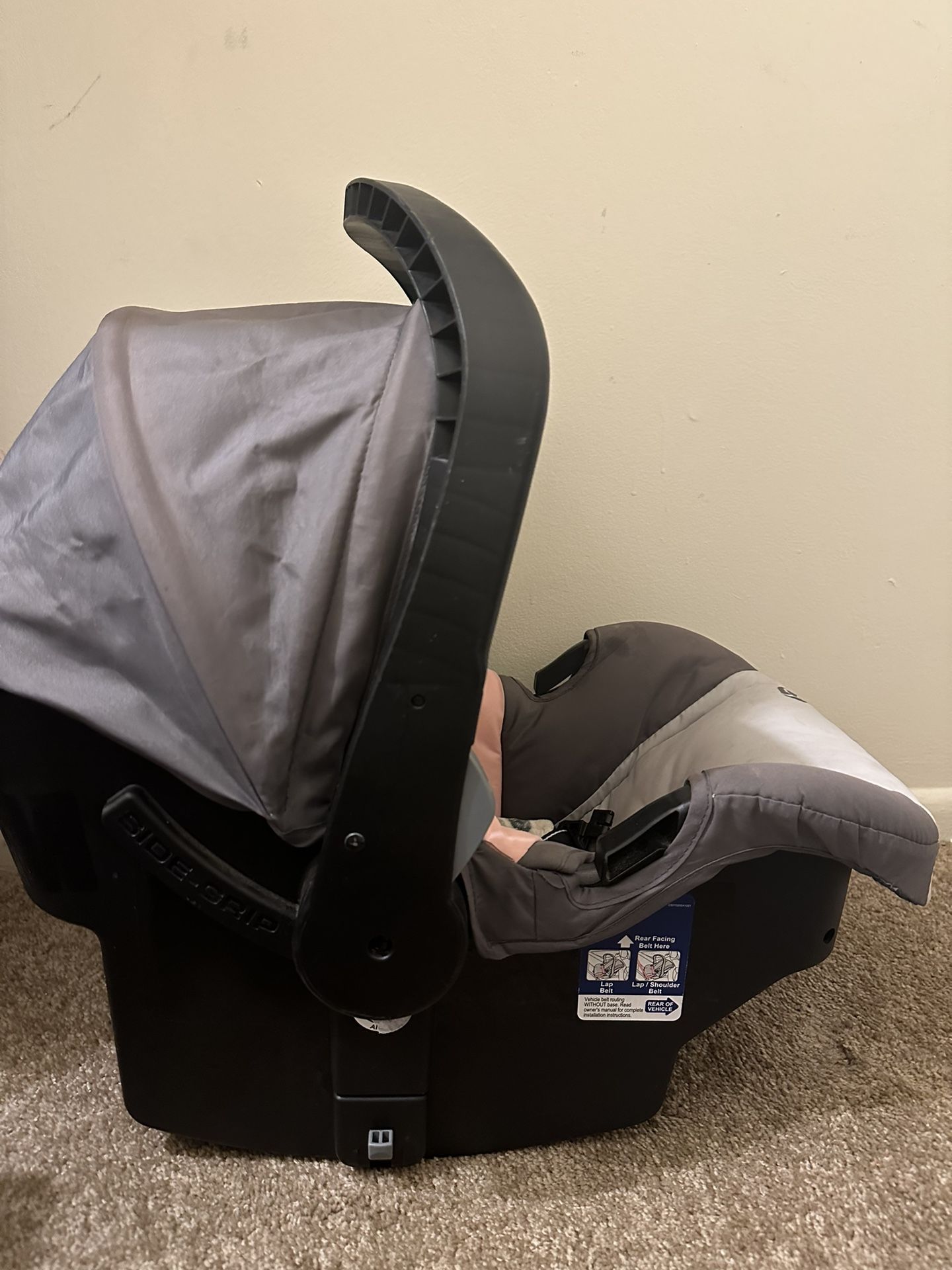 Baby Trend Car seat