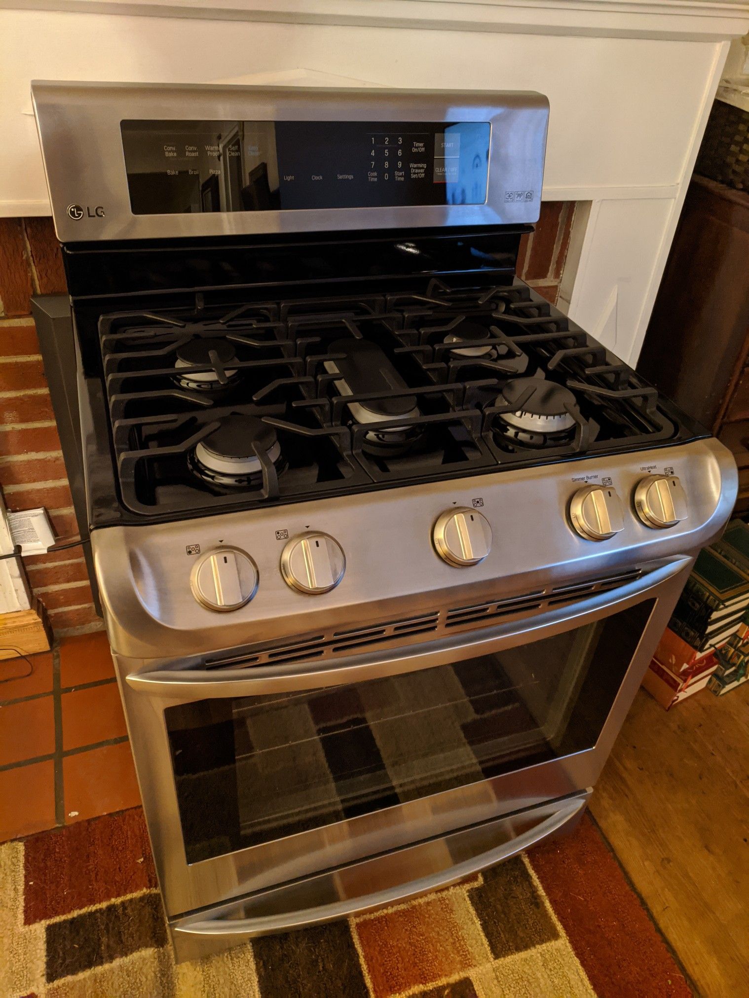LG Gas Range. Mint condition. ProBake Convection oven, stove. Originally $1,749 after tax.
