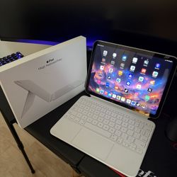 iPad 11th Gen Cellular & Magic Keyboard