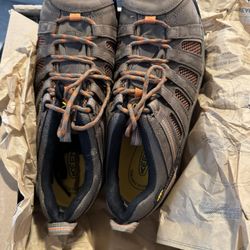 Keens Flint Low Safety Shoes Men’s Size 11