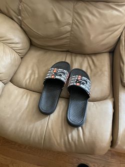 Nikes Flip Flops