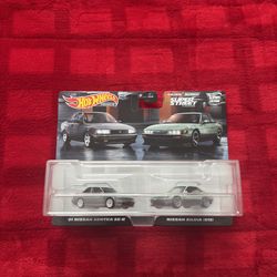 Hot Wheels Nissan 2 Pack