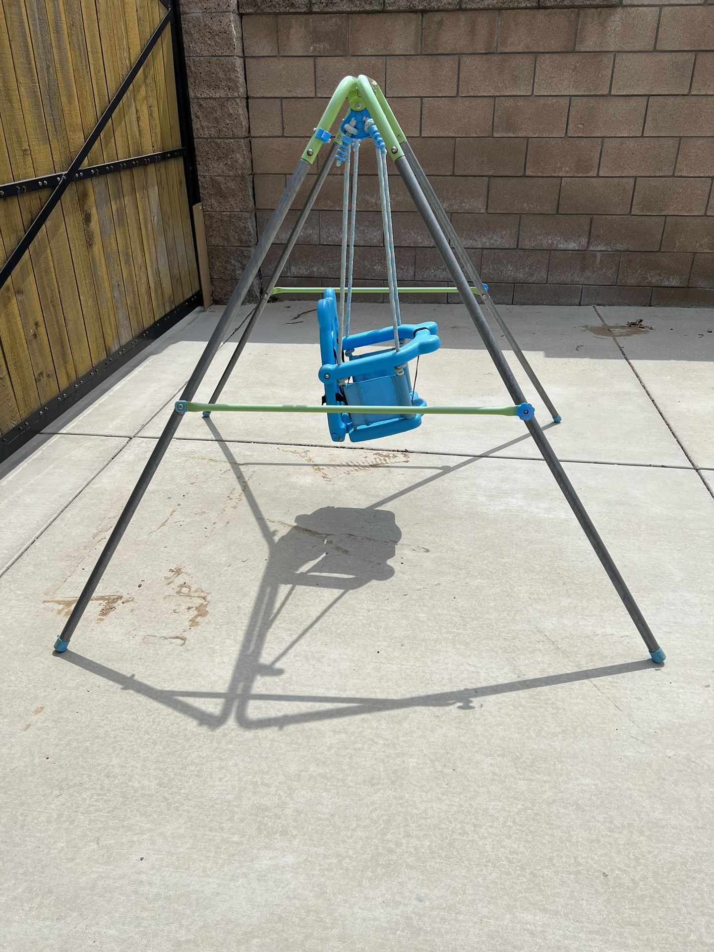 Sportspower My First Toddler Swing for Sale in Ontario, CA OfferUp
