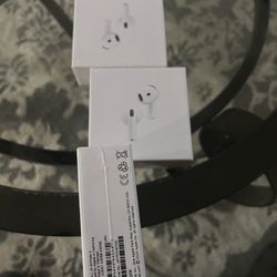 AirPods 4 with noise cancellation, best offer gets them
