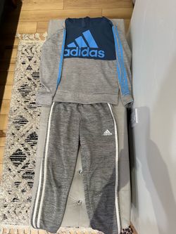 Adidas sports Set for Boys size S 8/9