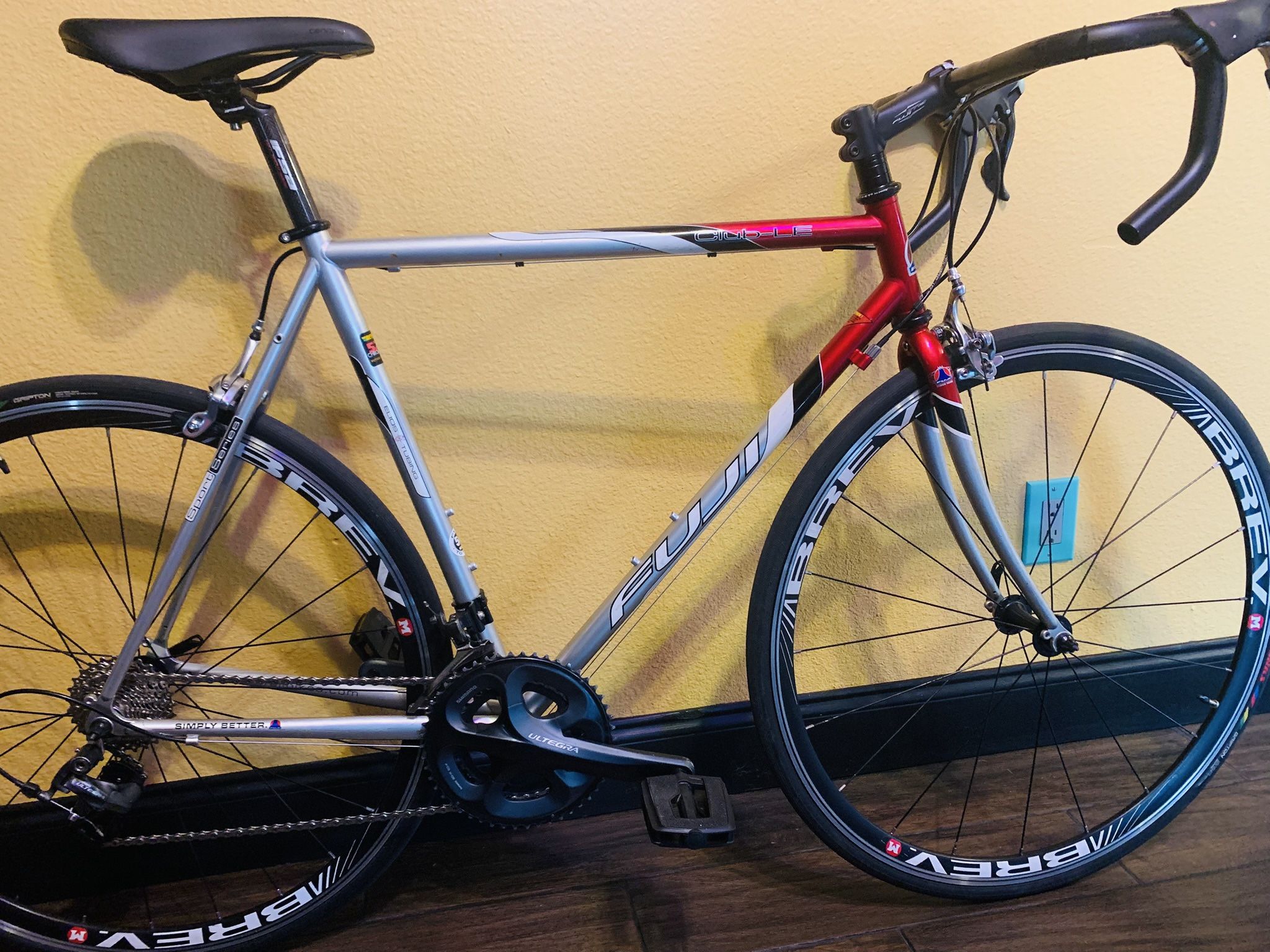 Fuji Club-LE Road Bike, Steel 56cm