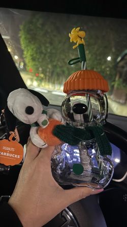 Starbucks + Peanut Snoopy