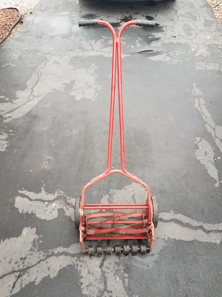 ANTIQUE FOLBATE MODEL M2 PUSH MOWER MADE IN ENGLAND for Sale in West York PA OfferUp