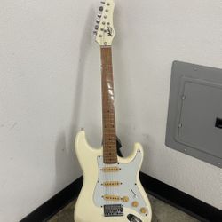 Vintage Mako L Series LS-3 Strat Electric Guitar - Good Condition