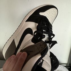 Jordan 1 Mocha