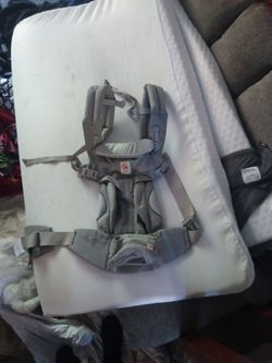 Ergobaby 360 infant to toddler carrier