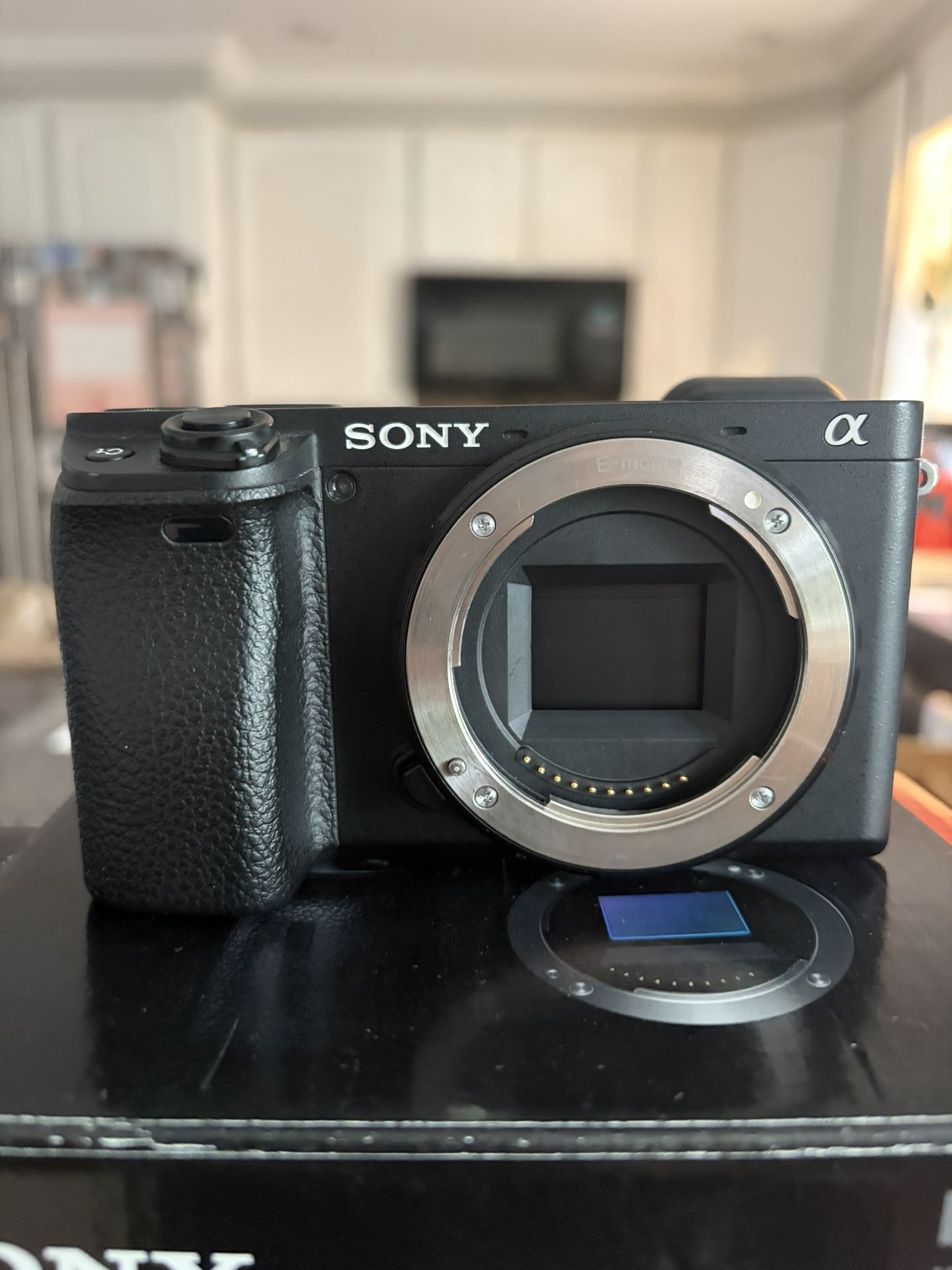 Sony Alpha A6400 Digital Camera 24.2MP Black Body with 2 Batteries and Charger