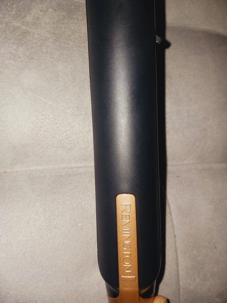 REMINGTON FLEXISTYLE FLAT IRON/CURLER IN ONE