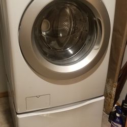 Kenmore Dryer And Washer 