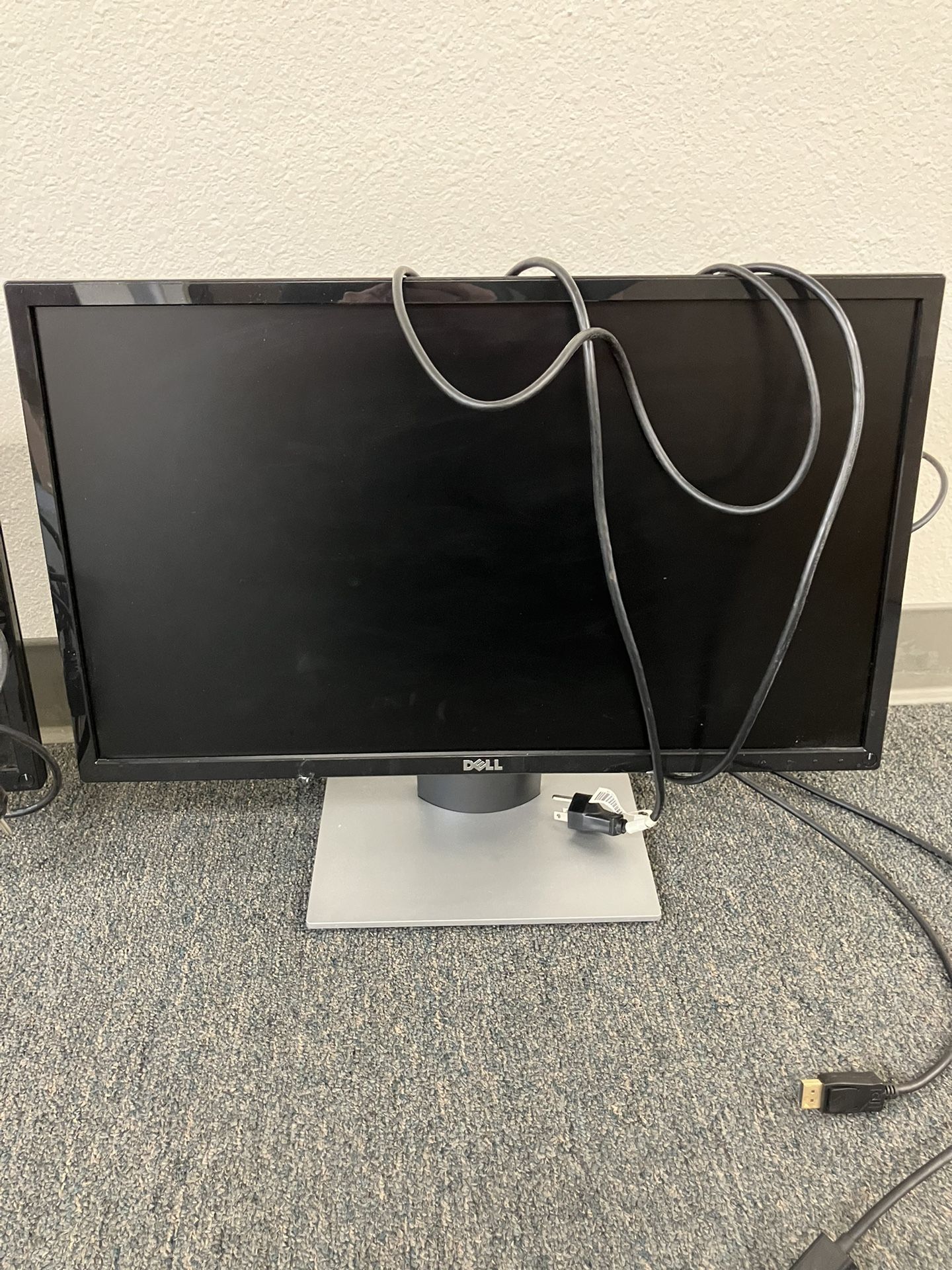 Dell SE2416H 23.8" Full HD Screen LED-Lit IPS Monitor, HDMI, VGA