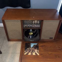 Zenith Old school Record/fm/am Player