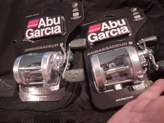 Fishing reels
