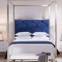 KING BED FRAME & MATTRESS