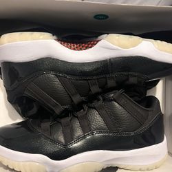Retro Jordan 11 Low 72-10 Size 9
