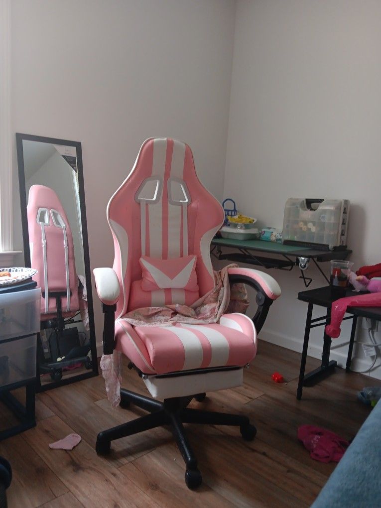 Nice Gamer Chair