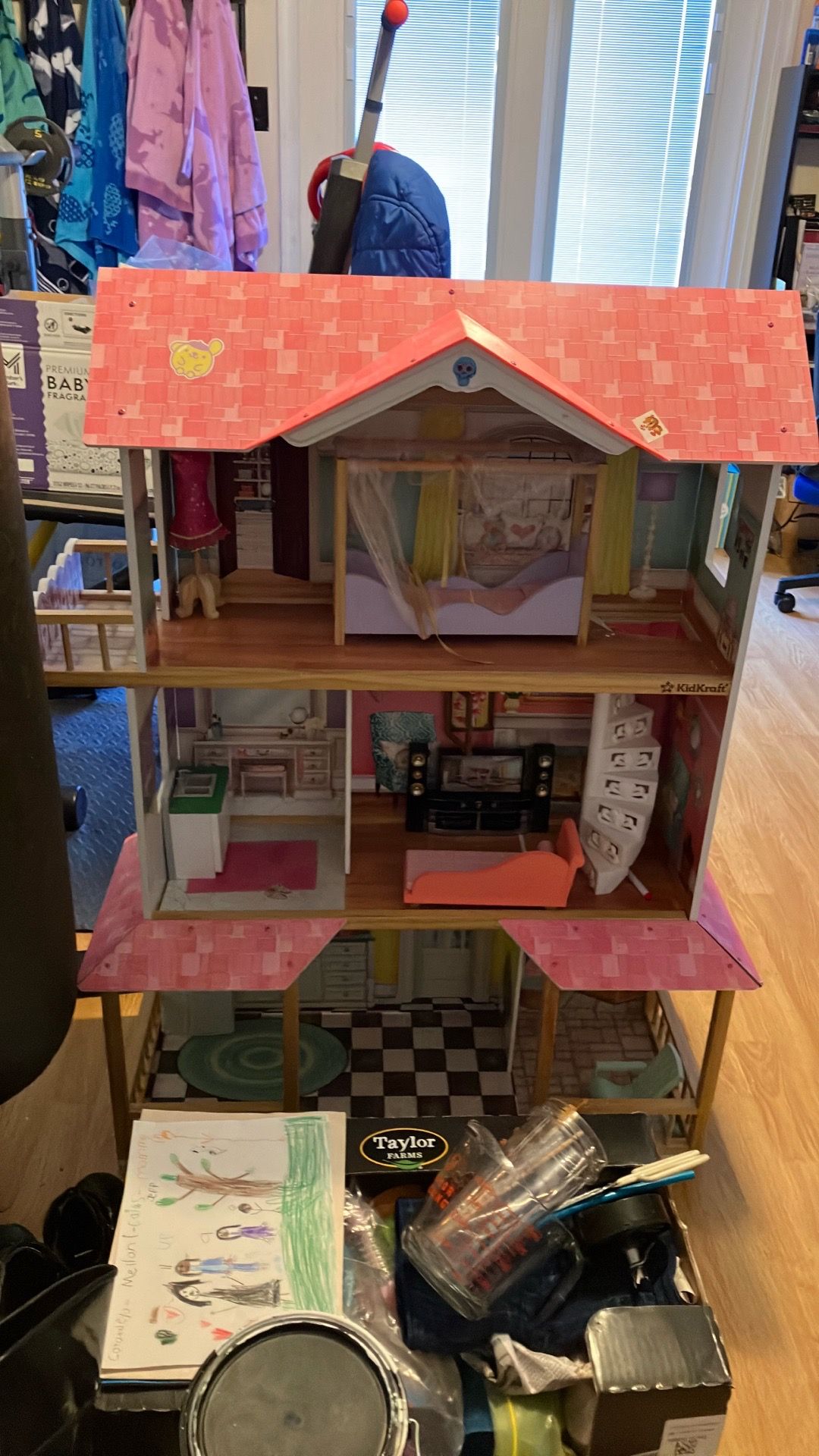 Doll playhouse