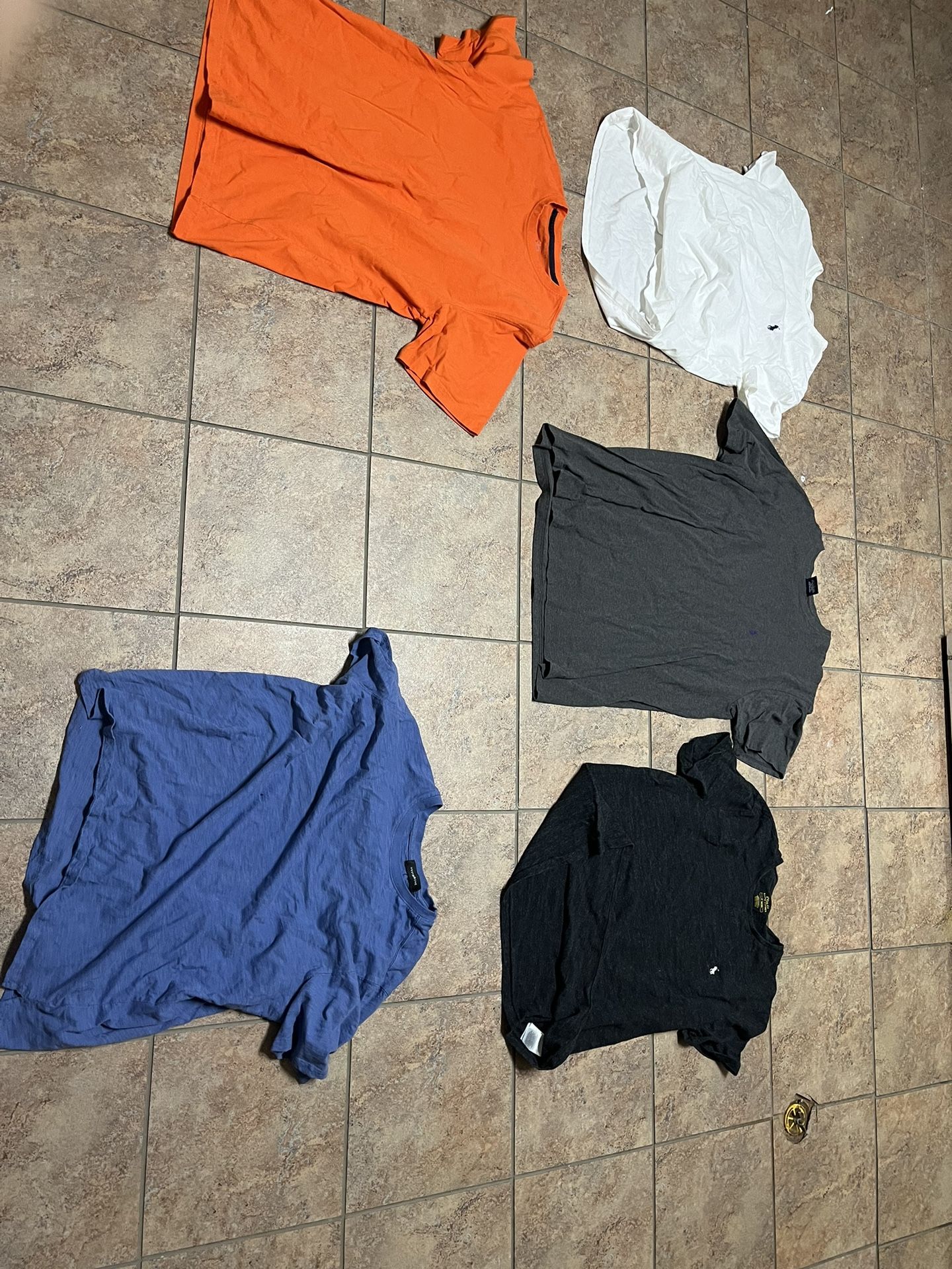 Lot Of 7 Men's Large T-shirts (Polo, Supreme, WestZeroOne, DKNY, NorthCrest)