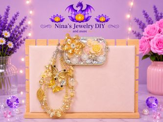 Phone clip and charm