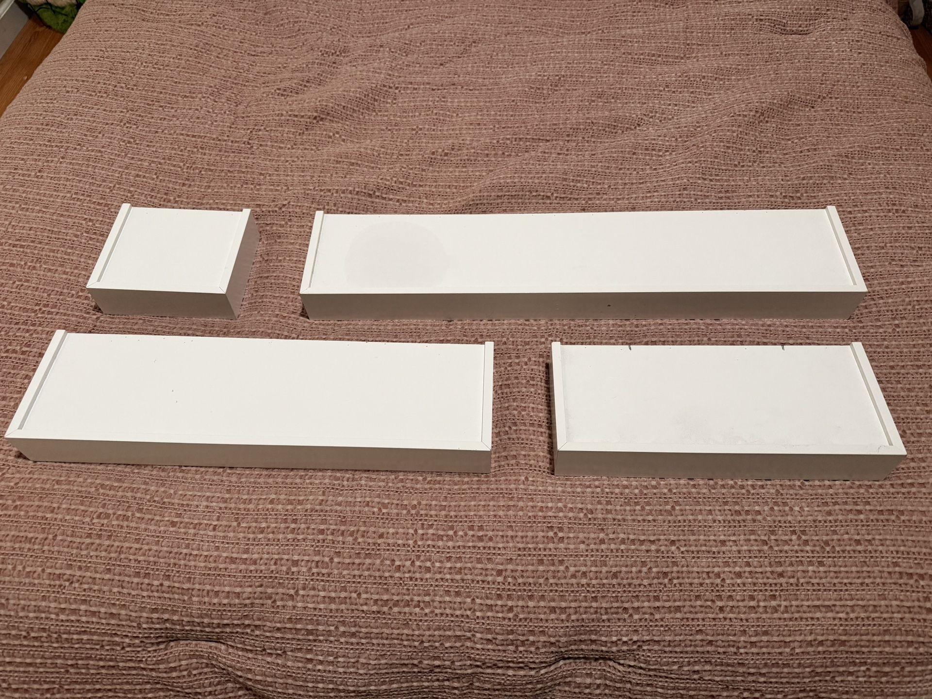 White Shelves