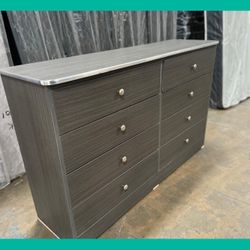 Dresser/ Eight drawers dresser