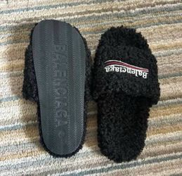 Balenci slides
