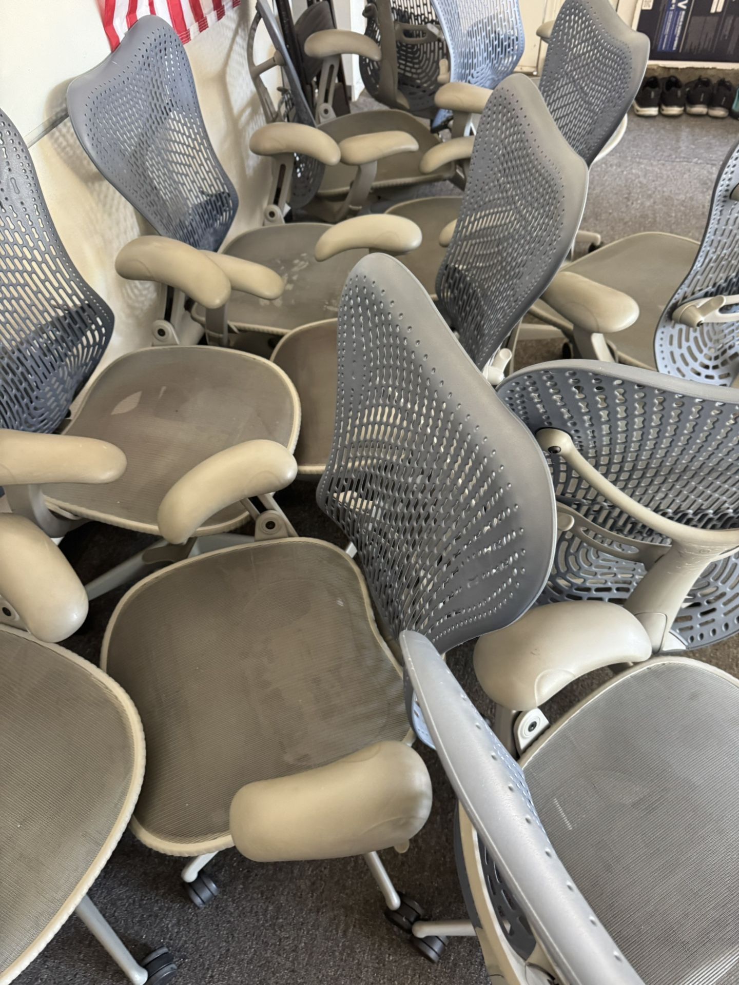 Herman Miller Chairs! 12 Of Them, Come Get Them All! Need A Nice Clean And Off You Go!