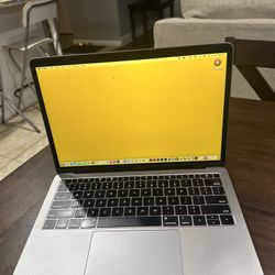 APPLE MACBOOK AIR 13” i5/ 16GB/ 256GB SSD! LOADED!