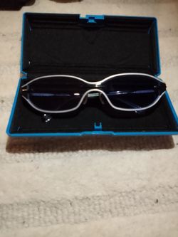 Sunglasses with Hard Case