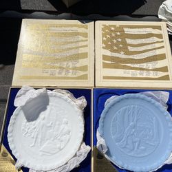 Two Fenton bicentennial handmade plates 1976 new in the box