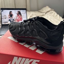 Air Vapormax Plus