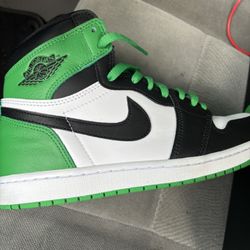 Air Jordan 1s Black Lucky Green White Size 10