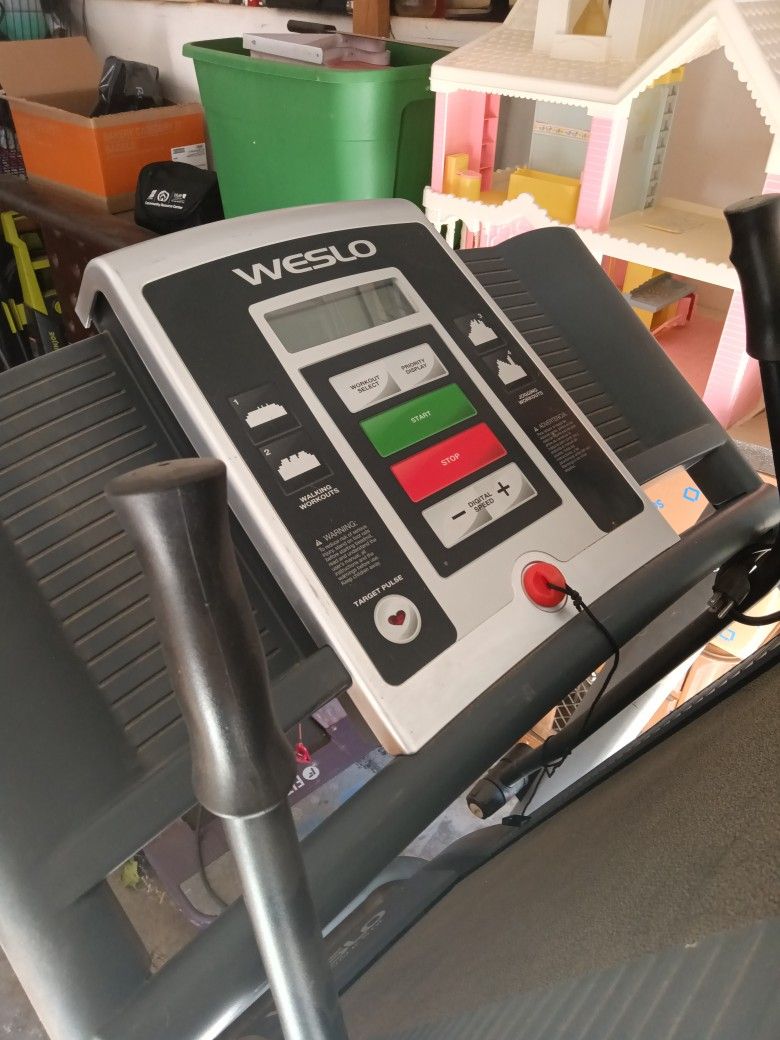 Weslo Crosswalk 5.0 T Treadmill