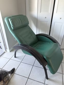 Reclinable Chair