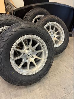 Off-road wheel and package deals for all trucks different sizes available