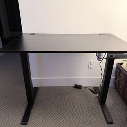 Sit and Stand Desk - Black